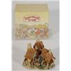 Boxed David Winter 'Green Dragon Pub', 9cm high…