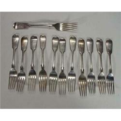 Selection of silver and silver plated forks…