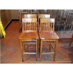 LOT: WOOD BARSTOOLS 4X THE MONEY
