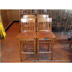 LOT: WOOD BARSTOOLS 4X THE MONEY