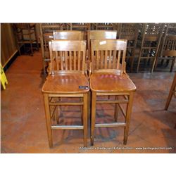 LOT: WOOD BARSTOOLS 4X THE MONEY