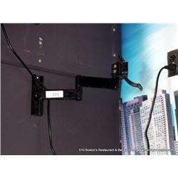 LCD WALL MOUNT