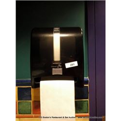 LOT: TORK INTUITION PAPER TOWEL DISPENSER