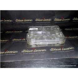 LOT: TRAYS 4X MONEY