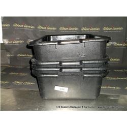 LOT: TUBS 4X MONEY