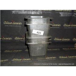 LOT: PLASTIC FOOD CONTAINERS 4X MONEY