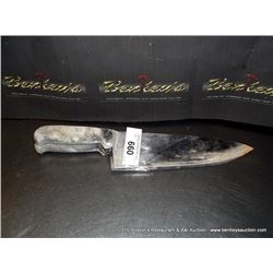 LOT: KNIVES 2X MONEY