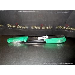 ----->PULLED BY LANDLORD<----- LOT: KNIVES 3X MONEY