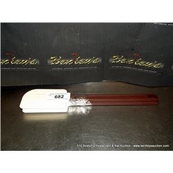 LOT: SPATULAS 2X MONEY