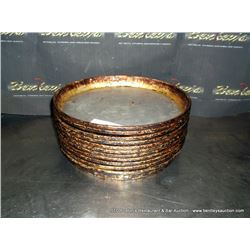 LOT: 10" PIZZA PANS 11X MONEY