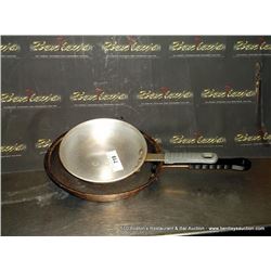 LOT: 8", 11" PANS