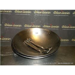 LOT: 14" PANS 3X MONEY