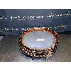 LOT: 14" PIZZA PANS 10X MONEY