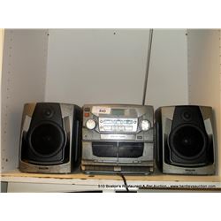 PHILIPS AM/FM DUAL CASSETTE PLAYER