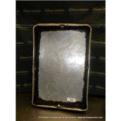 LOT: SHEET PANS 4X MONEY