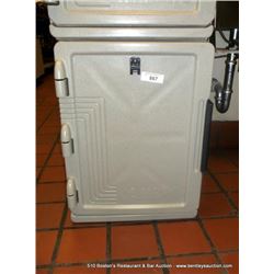 ----->PULLED BY LANDLORD<----- CAMBRO SHEET PAN CARRIER/WARMER