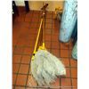 Image 1 : LOT: MOPS 3X MONEY