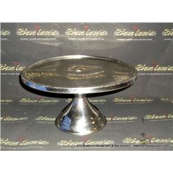 ----->PULLED BY LANDLORD<----- LOT: PIZZA TRAY STAND
