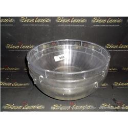 LOT: PLASTIC BOWLS 3X MONEY