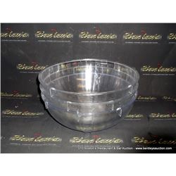 LOT: PLASTIC BOWLS 3X MONEY