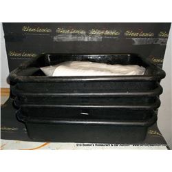 LOT: TUBS 4X THE MONEY