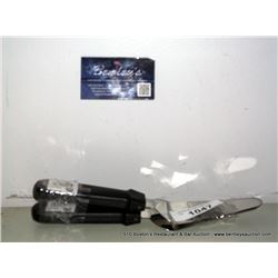 ----->PULLED BY LANDLORD<----- LOT: PIE SPATULAS 2X MONEY