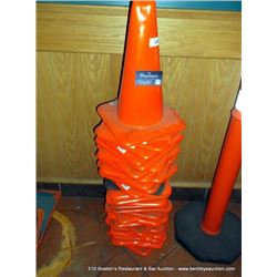 LOT: SAFETY CONES 30X MONEY