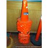 Image 1 : LOT: SAFETY CONES 30X MONEY