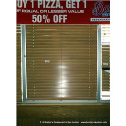 LOT: WOOD BLINDS TOP, BOTTOM