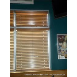 LOT: WOOD BLINDS TOP, BOTTOM