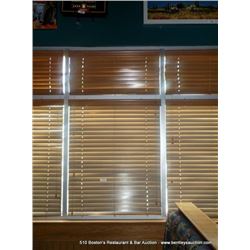 LOT: WOOD BLINDS TOP, BOTTOM