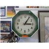 Image 1 : Large vintage electric wall clock