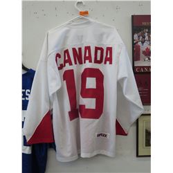 #19 Team Canada jersey