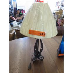 Table lamp with metal base