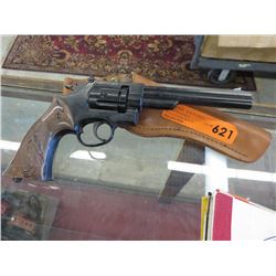 Crosman CO2 revolver with holster