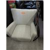 Image 1 : NEW - Upholstered Accent Chair