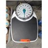 Image 1 : Good quality Taylor  bathroom scale