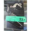 Image 1 : 4 New "Card Sharp" knives & zootility tool