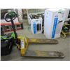Image 1 : Used pallet jack