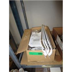 NEW - White 42" ceiling fan/light fixture