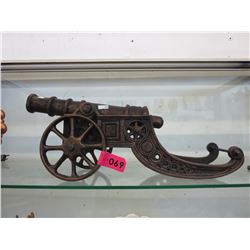 Cast metal cannon decoration
