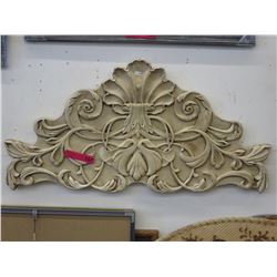 Resin wall decoration