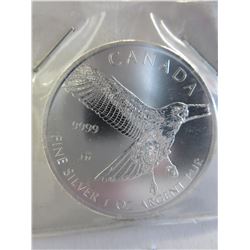 2015 Canada Red Hawk $5.00 silver coin