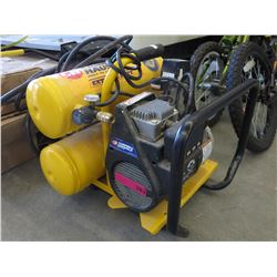 Campell-Hausfeld air compressor with hose