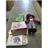 Image 1 : 4 NEW Toys
