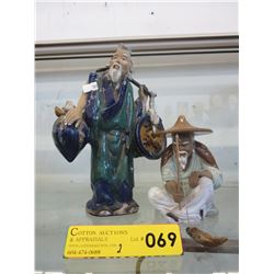2 Glazed ceramic oriental figurines