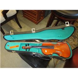 Cremona Violin with bow