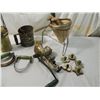 Image 3 : BOX LOT VINTAGE KITCHENALIA ITEMS