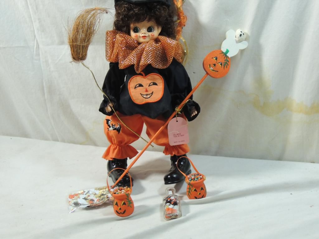 CALENDAR CLOWN OCTOBER CLOWN DOLL