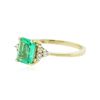 Image 2 : 14KT Yellow Gold 0.88 ctw Emerald and Diamond Ring